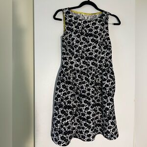 Charming Charlie Black and White Sleeveless A-line Dress